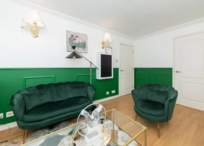 Central London Urban Modern Apartment Near Warren Street